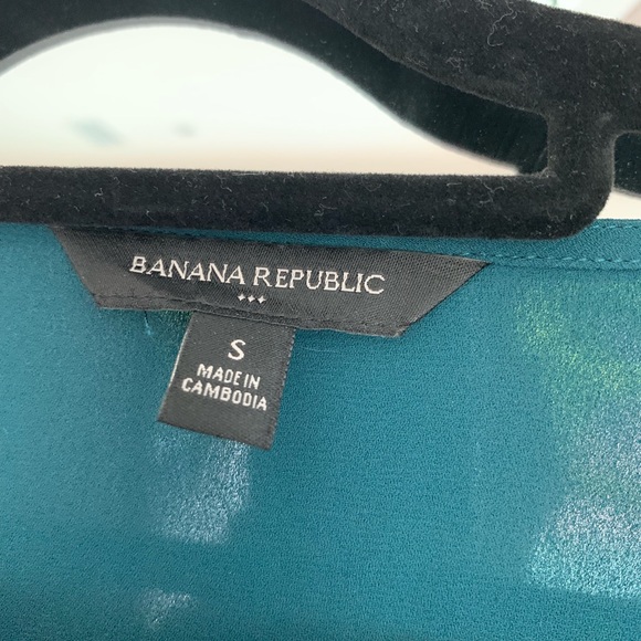 Banana Republic Green blouse - Picture 2 of 3